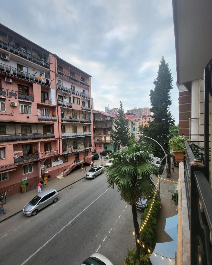 Hotel Elio Batumi Luaran gambar