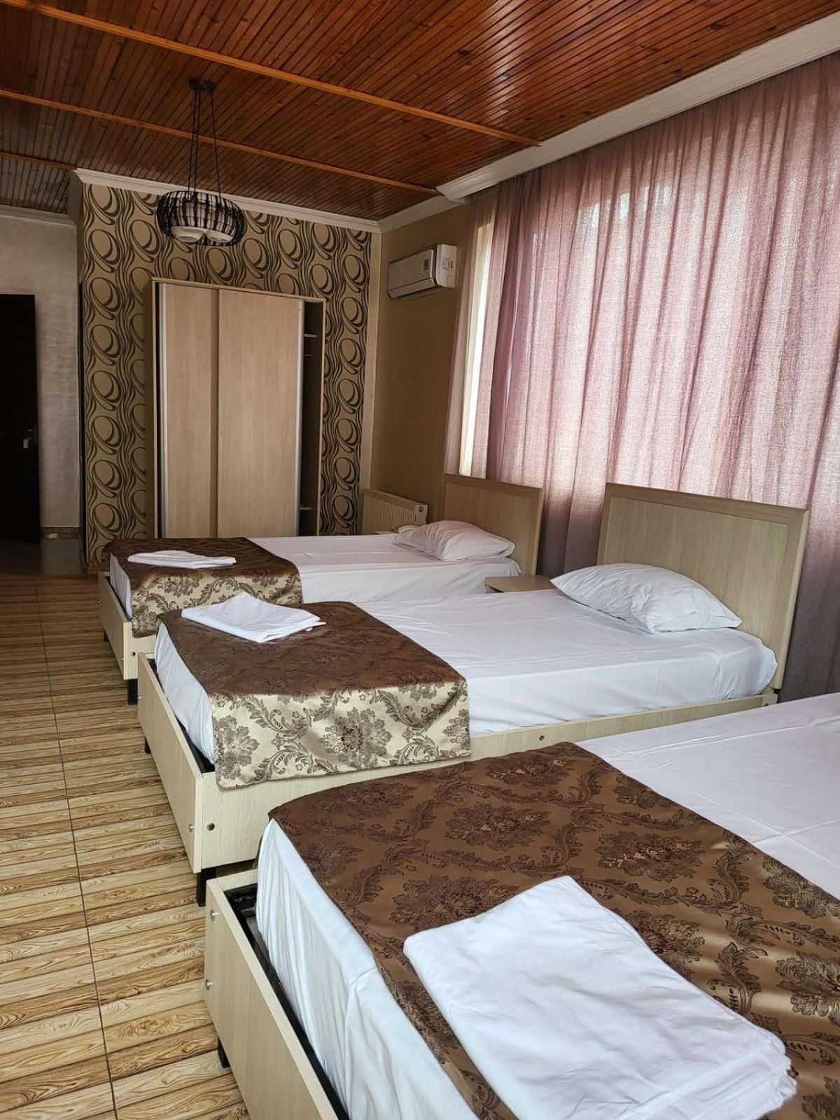 Hotel Elio Batumi Luaran gambar
