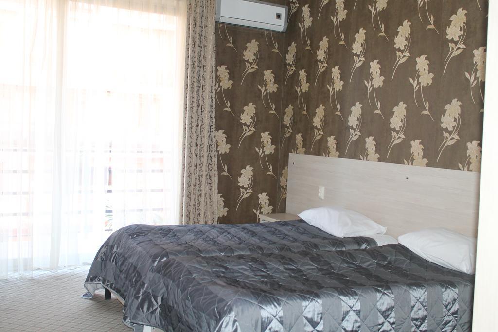 Hotel Elio Batumi Luaran gambar