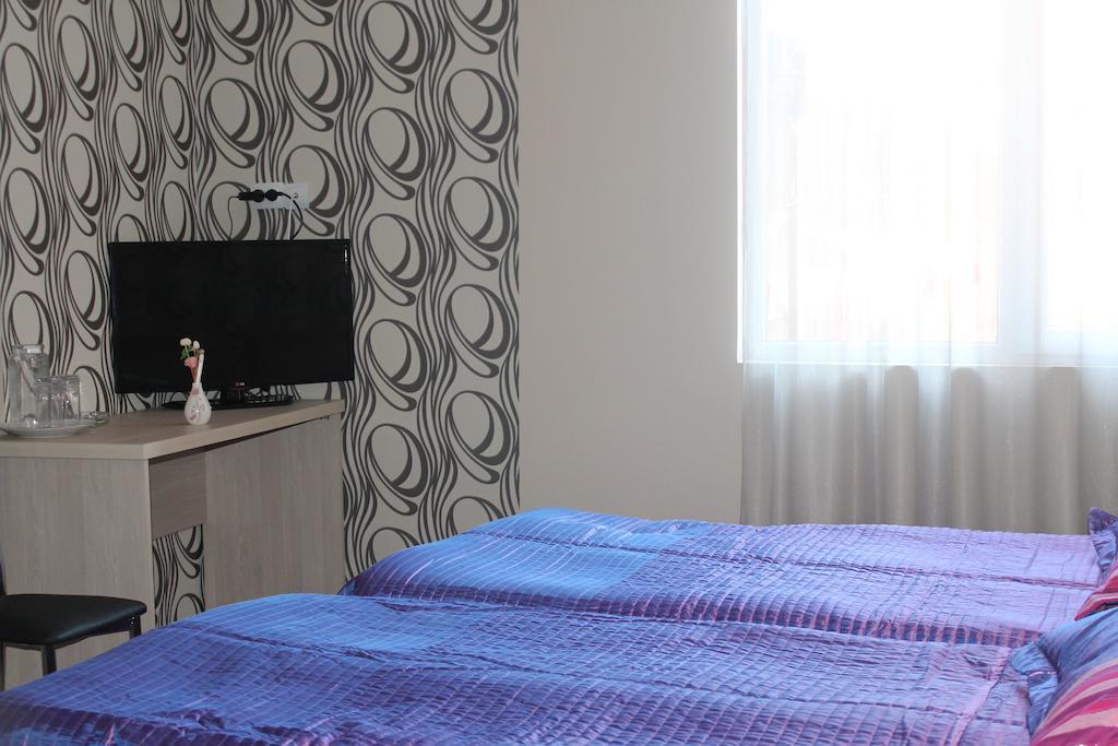 Hotel Elio Batumi Luaran gambar